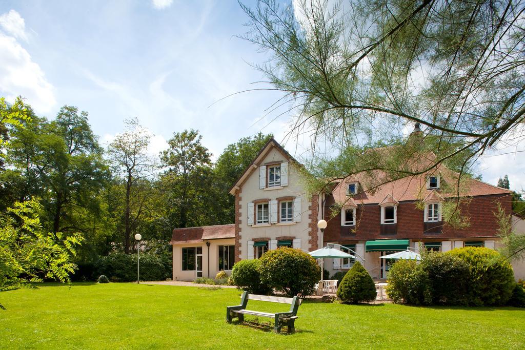 Le Troncais Hotel Saint-Bonnet-Tronçais Exterior photo