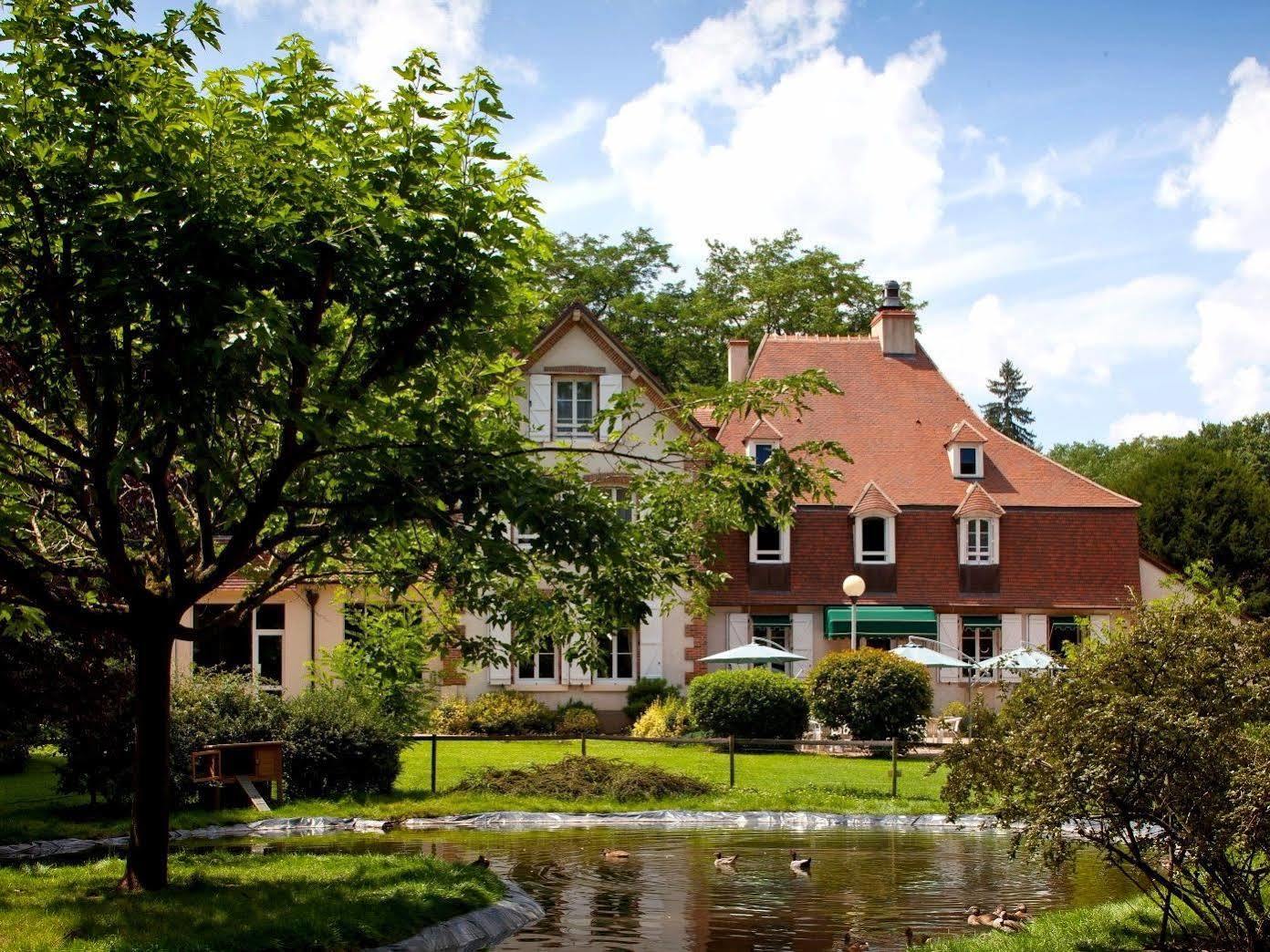 Le Troncais Hotel Saint-Bonnet-Tronçais Exterior photo